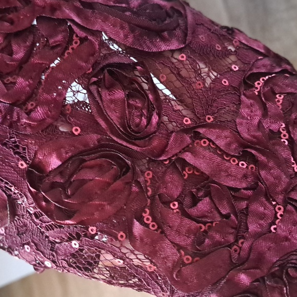 Alex Evening Women's Tea Length Dress with Rosette Detail Size 6 Color: Merlot - Picture 4 of 11